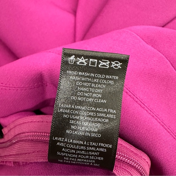 NWT Bebe Tuxedo Style Tailored Straight Pant With Satin Waistband Fuchsia $119 - Picture 6 of 7